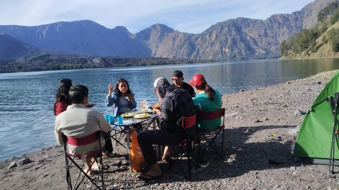 View of lake segara anak